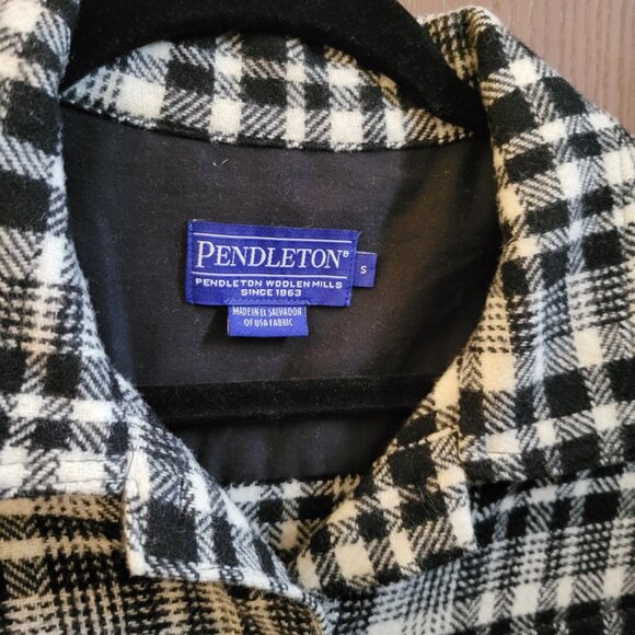 Pendleton Virgin Wool/Lambs Wool Shirt Womens S Black and White Tartan Jacket - Picture 2 of 3